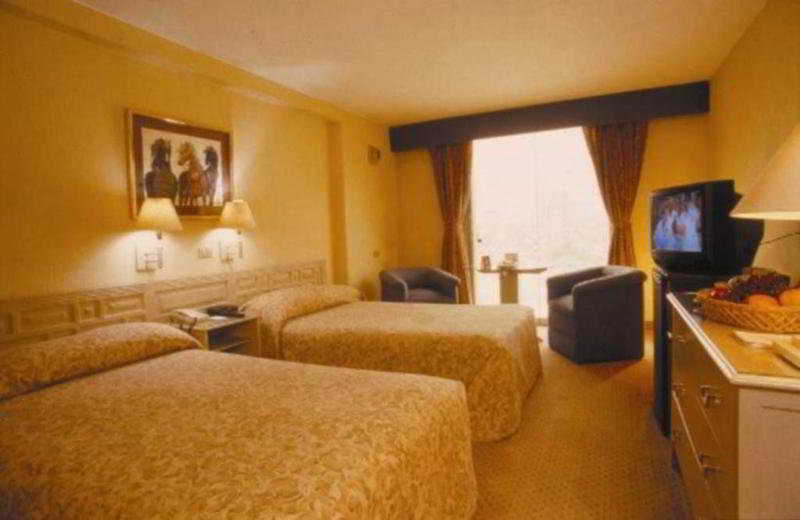 Hotel Maria Angola Лима Экстерьер фото